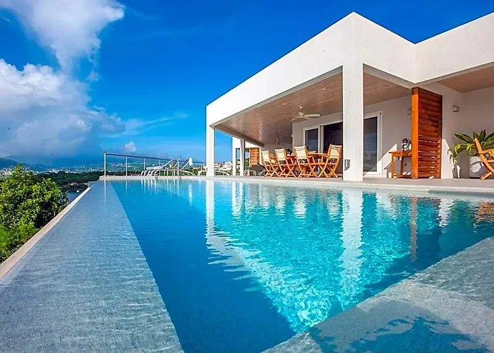 Laluna Boutique Hotel & Villas